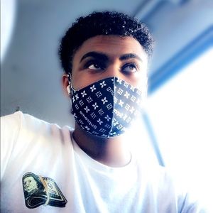 Meet your Posher, Elijah